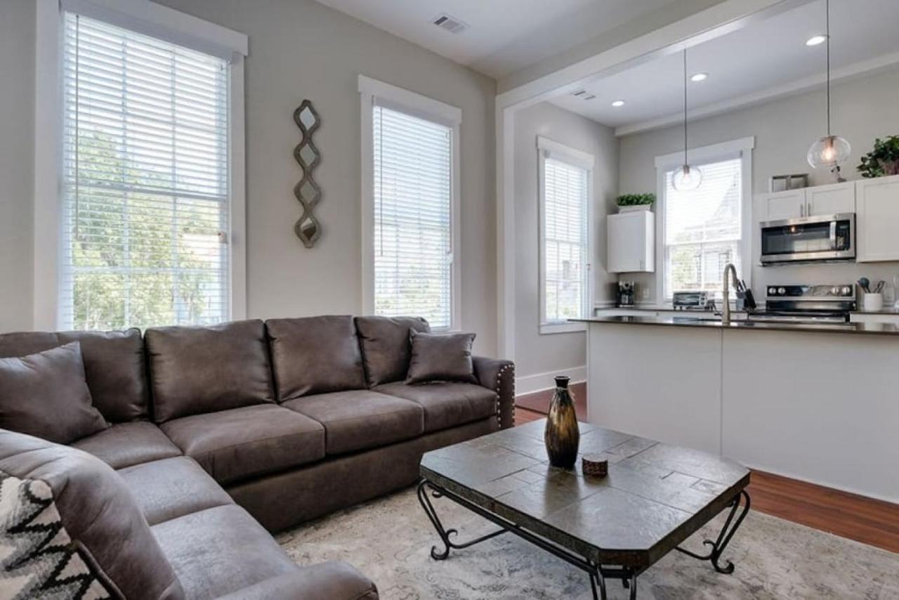 111 Waldburg Street Beautifully Renovated Historic 5 Bedroom 5 Bath Savannah Dış mekan fotoğraf