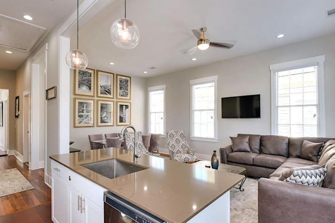 111 Waldburg Street Beautifully Renovated Historic 5 Bedroom 5 Bath Savannah Dış mekan fotoğraf
